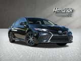 Used 2021 Toyota Camry SE image 2