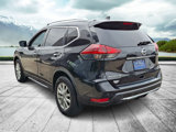 Used 2020 Nissan Rogue SV image 4