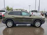 Used 2016 Jeep Cherokee Limited image 2