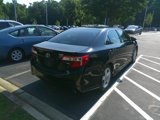 Used 2014 Toyota Camry SE image 3