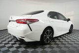 Used 2018 Toyota Camry SE image 3