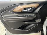 Used 2019 GMC Terrain SLE w/ Driver Convenience Package image 4