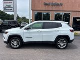 Used 2022 Jeep Compass Latitude image 3
