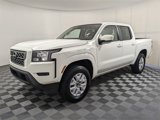 Used 2022 Nissan Frontier SV image 2