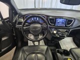Used 2019 Chrysler Pacifica Touring-L image 3