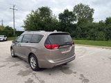 Used 2017 Chrysler Pacifica Limited w/ UConnect Theater Package image 4