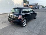 Used 2011 MINI Cooper Hardtop image 2