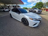 Used 2018 Toyota Camry XSE image 2