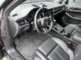 Used 2024 Porsche Macan image 4