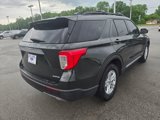 Used 2022 Ford Explorer XLT w/ Equipment Group 202A image 4