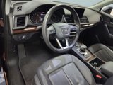 Used 2020 Audi Q5 2.0T Premium w/ Convenience Package image 4
