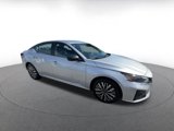 Used 2024 Nissan Altima 2.5 SV image 2