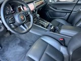 Used 2022 Porsche Macan image 4