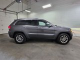 Used 2016 Jeep Grand Cherokee Limited w/ Luxury Group II image 2