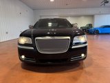 Used 2014 Chrysler 300 C image 5