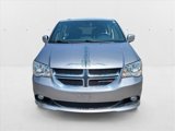 Used 2019 Dodge Grand Caravan SXT image 2