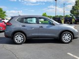 Used 2018 Nissan Rogue S image 2