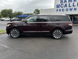 Used 2023 Lincoln Navigator L Reserve image 3