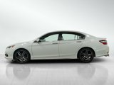 Used 2017 Honda Accord Sport image 2