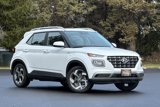 New 2025 Hyundai Venue SEL image 2