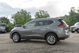 Used 2017 Nissan Rogue SV image 4