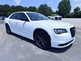 Used 2023 Chrysler 300 Touring w/ Sport Appearance Package image 4