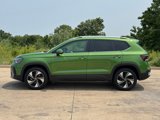 New 2025 Volkswagen Taos SE image 2