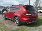 Used 2018 Hyundai Santa Fe SE image 3