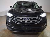 Used 2019 Ford Edge Titanium w/ Cold Weather Package image 4