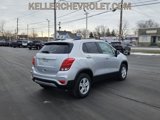 Used 2022 Chevrolet Trax LT w/ LT Convenience Package image 4