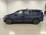 Used 2020 Chrysler Pacifica Touring w/ Advanced Safetytec Group image 1