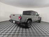 Used 2023 Jeep Gladiator Overland image 4