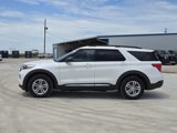 Used 2022 Ford Explorer XLT w/ Equipment Group 202A image 4