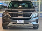 Used 2022 Kia Seltos EX image 2