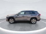 Used 2022 Toyota RAV4 XLE image 4