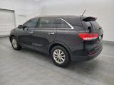 Used 2016 Kia Sorento LX image 3