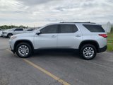 Used 2020 Chevrolet Traverse LT image 2
