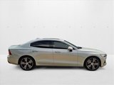 Used 2019 Volvo S60 T8 Inscription image 4
