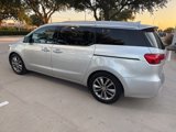 Used 2016 Kia Sedona SX Limited image 3