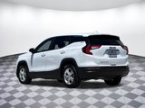 Used 2024 GMC Terrain SLE image 3
