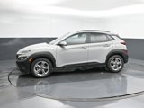 Used 2023 Hyundai Kona SEL image 2