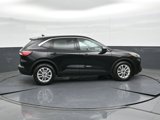 Used 2021 Ford Escape SE image 3