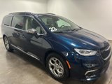 Used 2023 Chrysler Pacifica Limited image 2