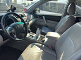 Used 2011 Toyota Highlander SE image 2
