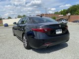Used 2017 Alfa Romeo Giulia image 5