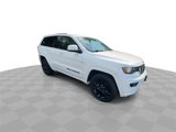 Used 2019 Jeep Grand Cherokee Altitude image 2