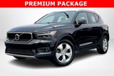 Used 2022 Volvo XC40 T5 Momentum image 3