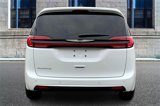 New 2025 Chrysler Pacifica Select image 4