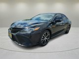 Used 2018 Toyota Camry SE image 3
