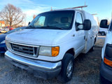 Used 2004 Ford E-350 and Econoline 350 Super Duty image 3